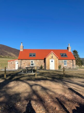 Findrack Sporting, Torphins, Aberdeenshire - Scottish Country Sports - Hunting, Shooting & Fishing. Simulated Shooting. Findrack Farm