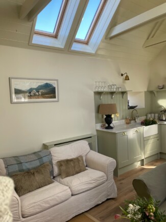 Findrack Sporting, Torphins, Aberdeenshire - Scottish Country Sports - Hunting, Shooting & Fishing. Simulated Shooting. Findrack Farm