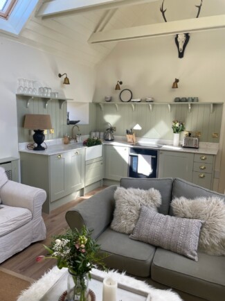 Findrack Sporting, Torphins, Aberdeenshire - Scottish Country Sports - Hunting, Shooting & Fishing. Simulated Shooting. Findrack Farm