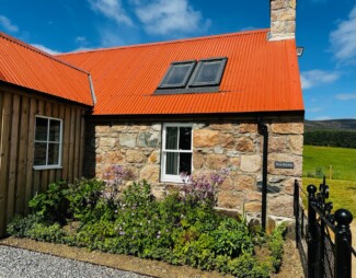 Findrack Sporting, Torphins, Aberdeenshire - Scottish Country Sports - Hunting, Shooting & Fishing. Simulated Shooting. Findrack Farm