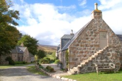 Findrack Sporting, Torphins, Aberdeenshire - Scottish Country Sports - Hunting, Shooting & Fishing. Simulated Shooting. Findrack Farm