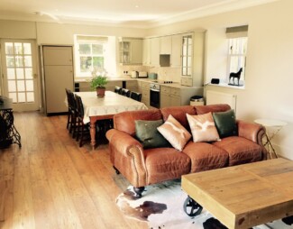 Findrack Sporting, Torphins, Aberdeenshire - Scottish Country Sports - Hunting, Shooting & Fishing. Simulated Shooting. Findrack Farm