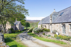 Findrack Sporting, Torphins, Aberdeenshire - Scottish Country Sports - Hunting, Shooting & Fishing. Simulated Shooting. Findrack Farm